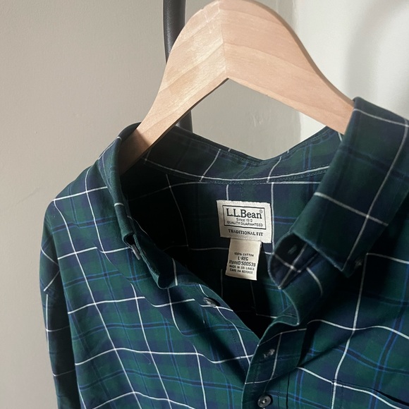 Vintage L. L. Bean Button Up - Picture 2 of 5